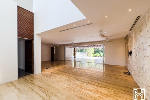 5CASA YALKU 4LOTS64