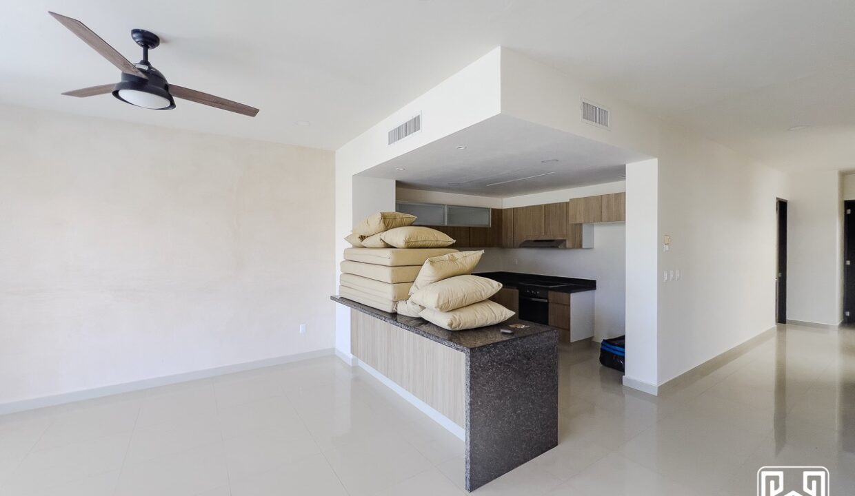 6CONDO 40 BLV21