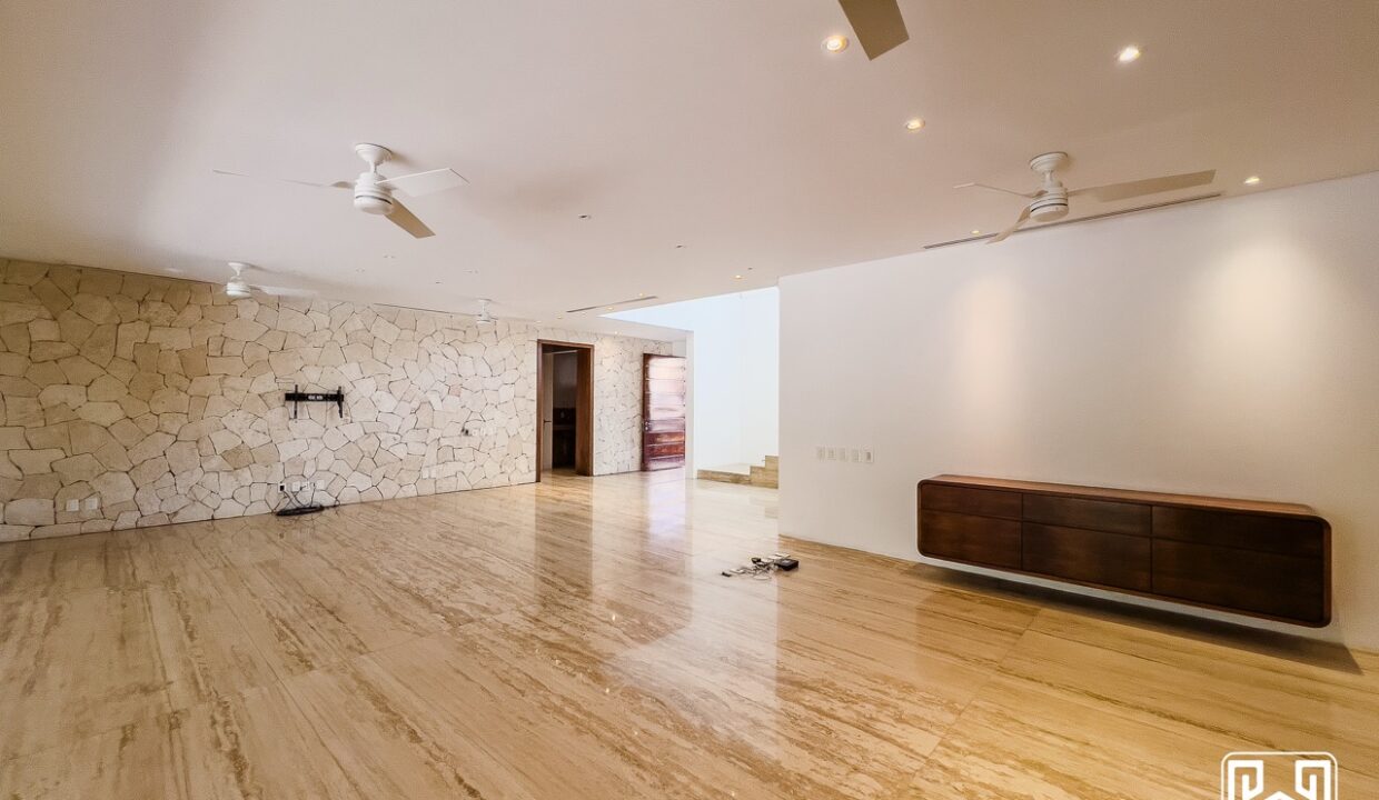 7CASA YALKU 4LOTS79