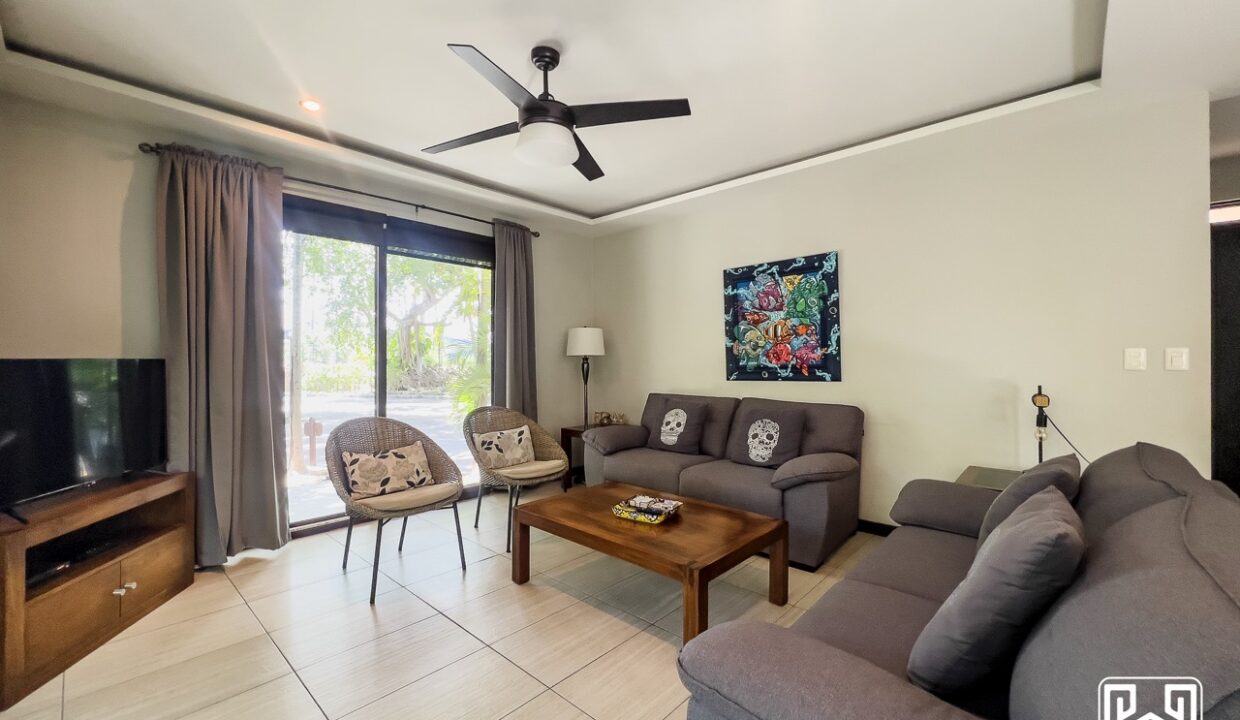 8CONDO PALMAS4