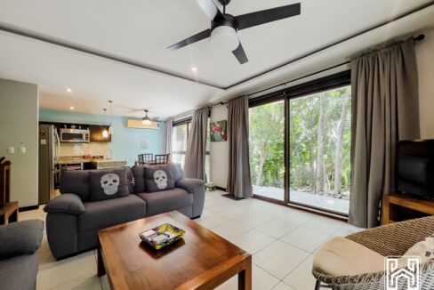9CONDO PALMAS5