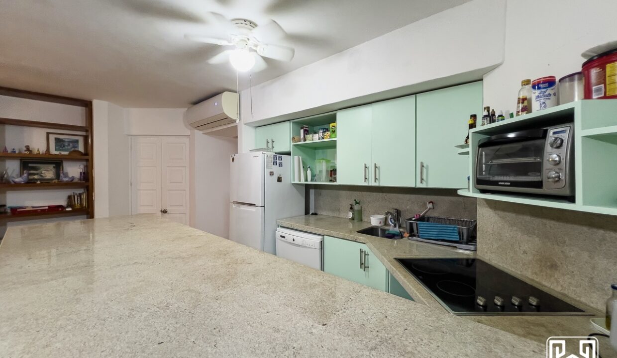 16CONDO PUERTA DEL MAR 2BEDS32