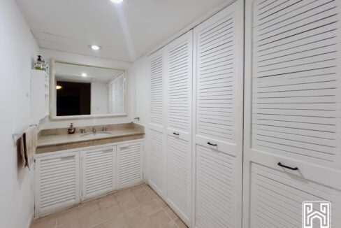 17CONDO PUERTA DEL MAR 2BEDS1