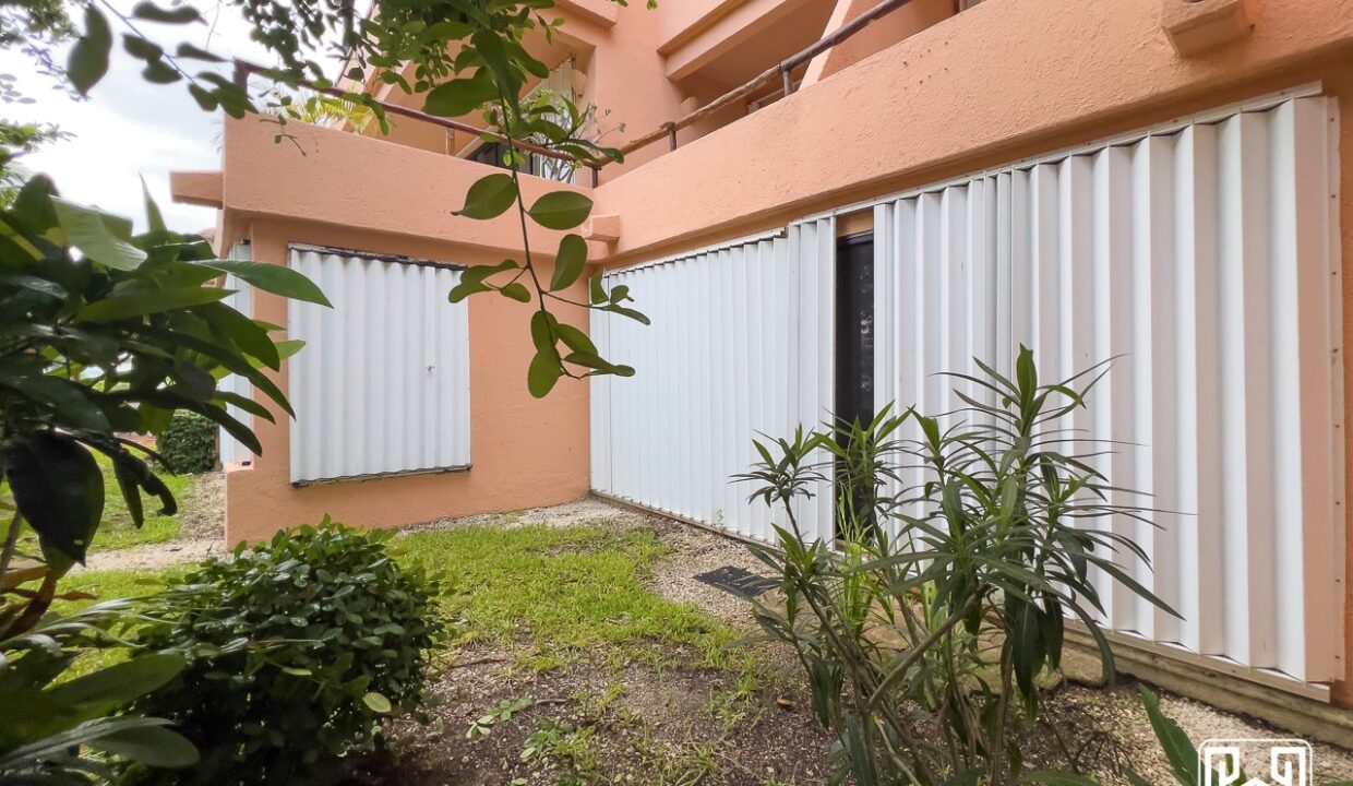 36CONDO PUERTA DEL MAR 2BEDS34