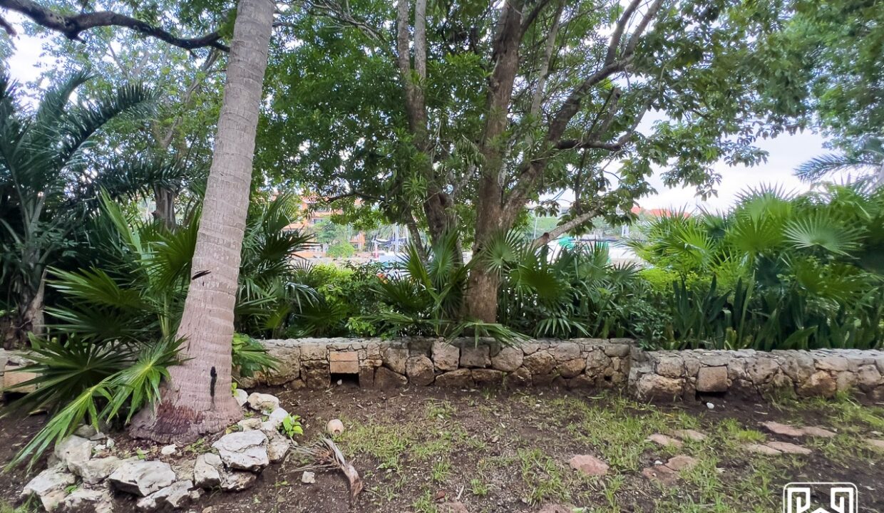 37CONDO PUERTA DEL MAR 2BEDS33