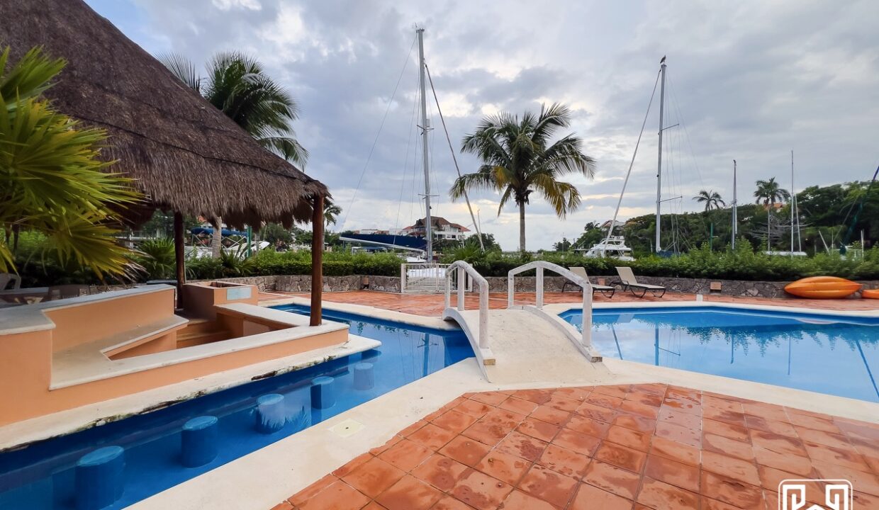 43CONDO PUERTA DEL MAR 2BEDS42
