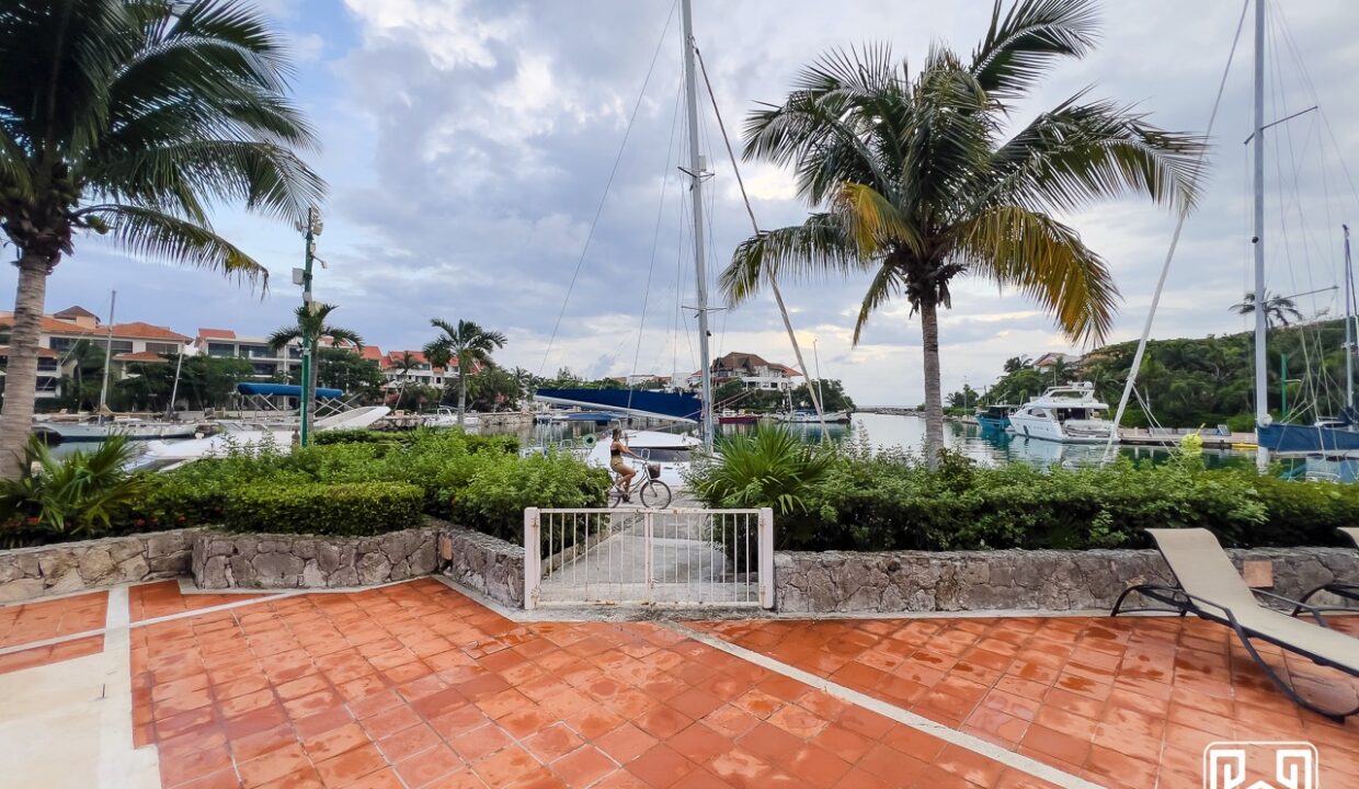 44CONDO PUERTA DEL MAR 2BEDS43
