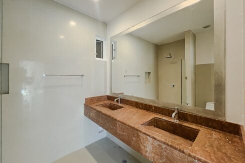 15CONDO JOYOHA28A13