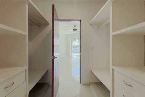 17CONDO JOYOHA28A15
