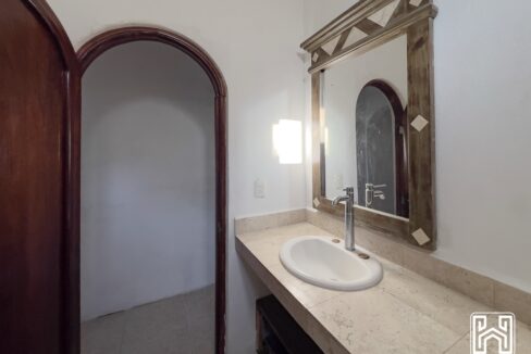 11CONDO AREKA5