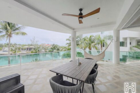 12CONDO PH AVENTURAS VILLAS MG2