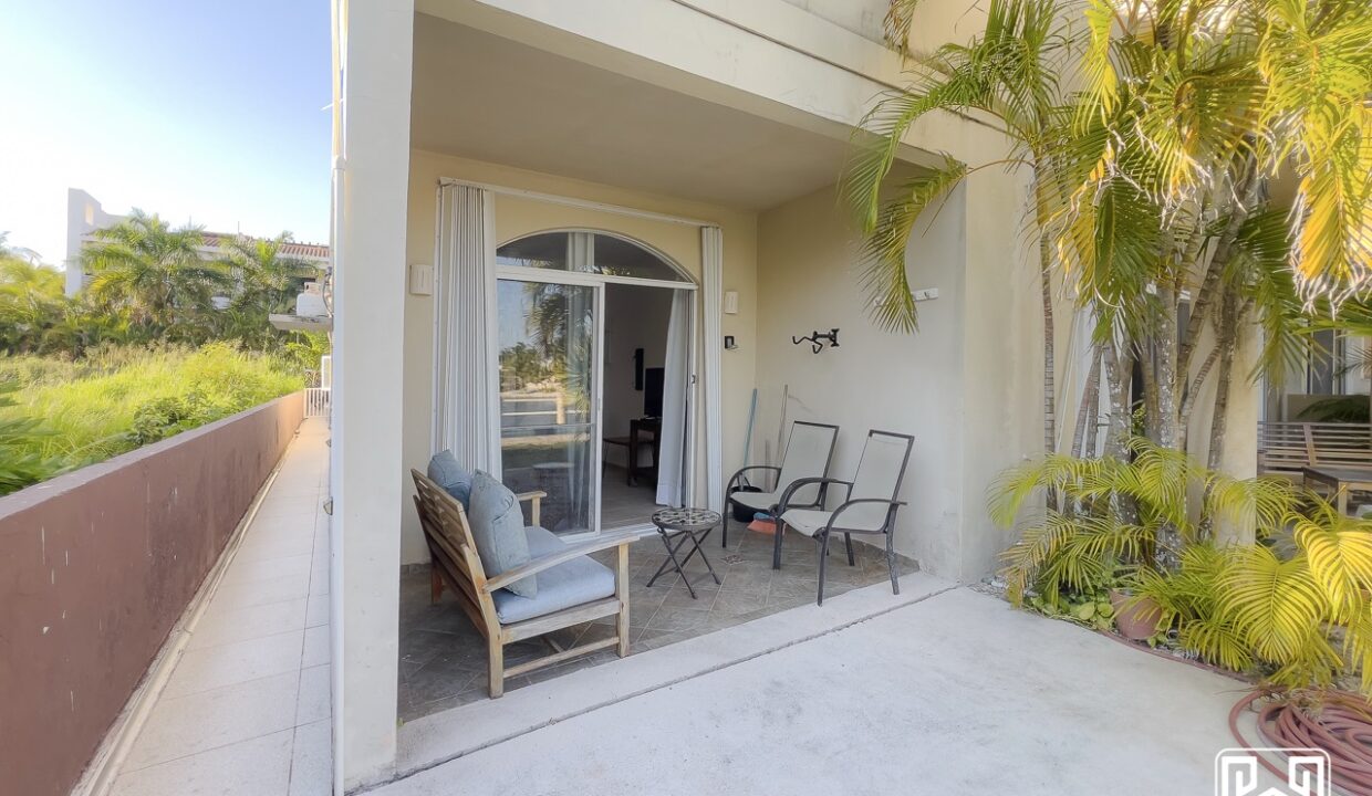 13CONDO AREKA12