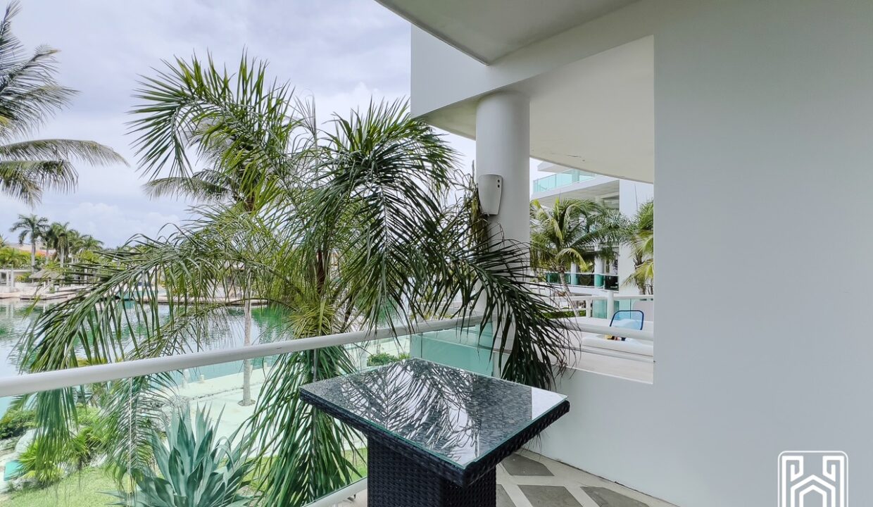 17CONDO PH AVENTURAS VILLAS MG21
