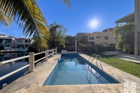 18CONDO AREKA17