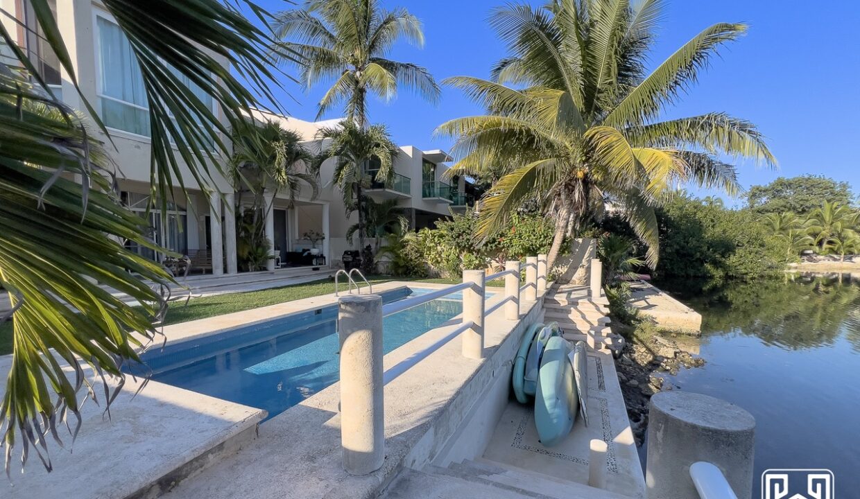19CONDO AREKA18