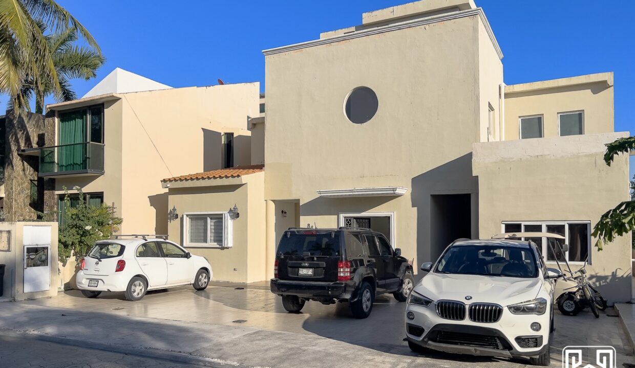 1CONDO AREKA20