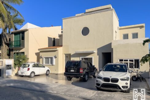 1CONDO AREKA20