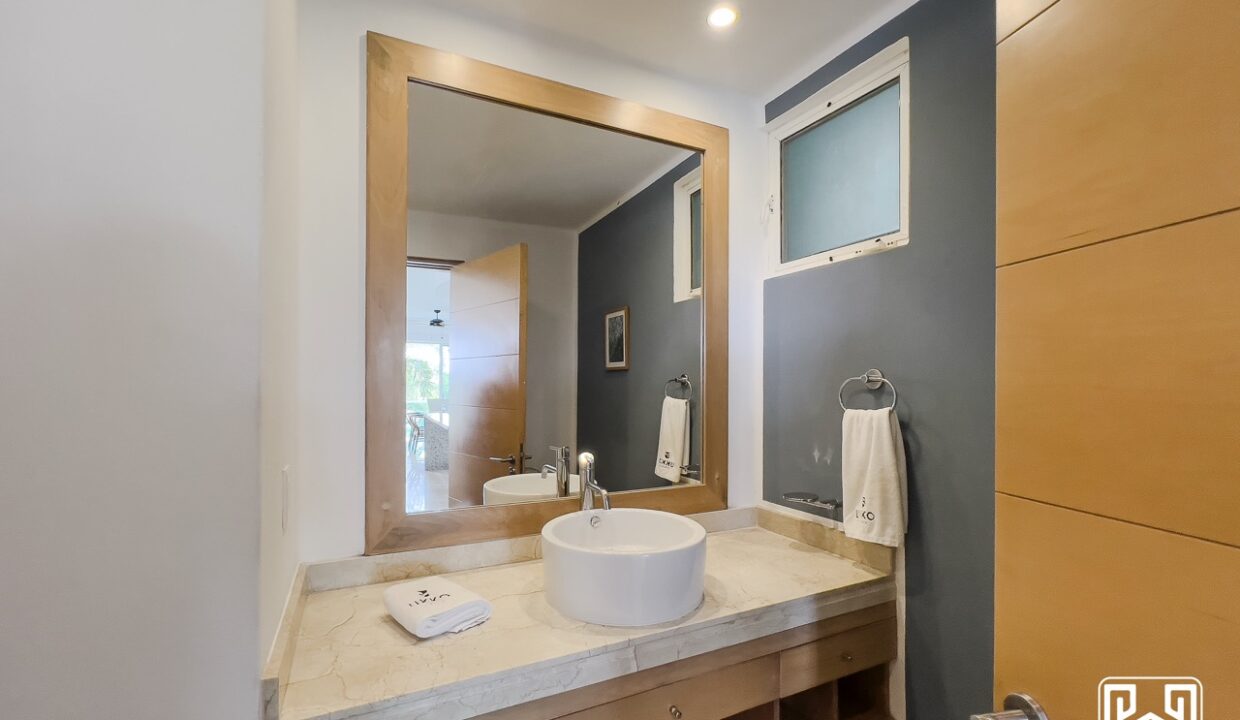 25CONDO PH AVENTURAS VILLAS MG33