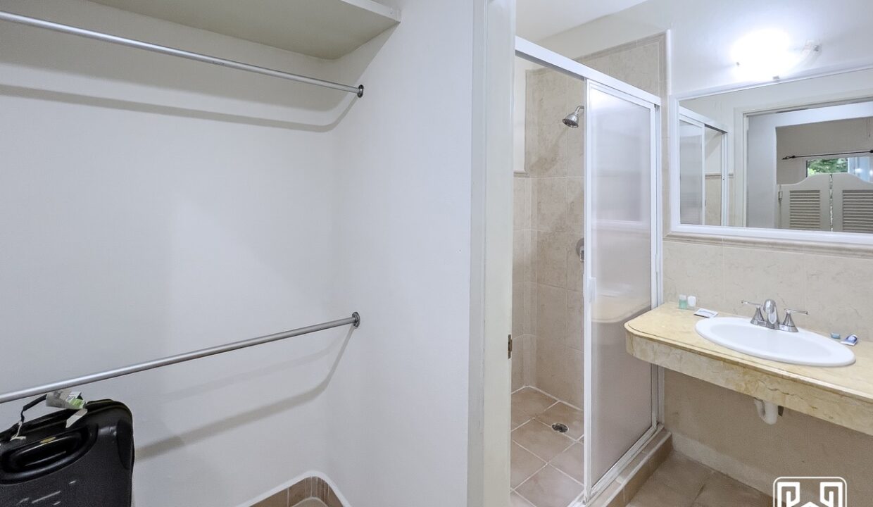26MARINA DEL REY PN35