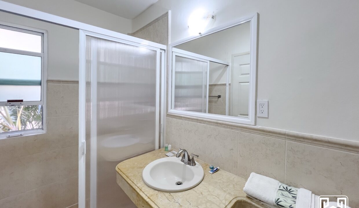 27MARINA DEL REY PN36