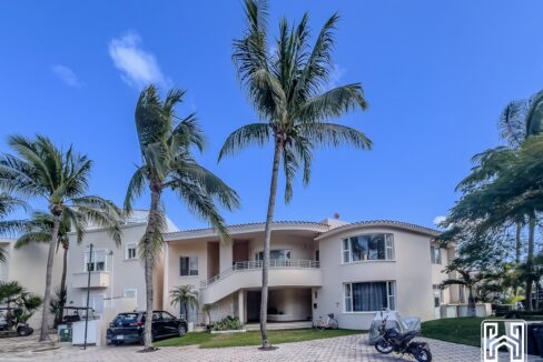 2CONDO ESTRELLA A38