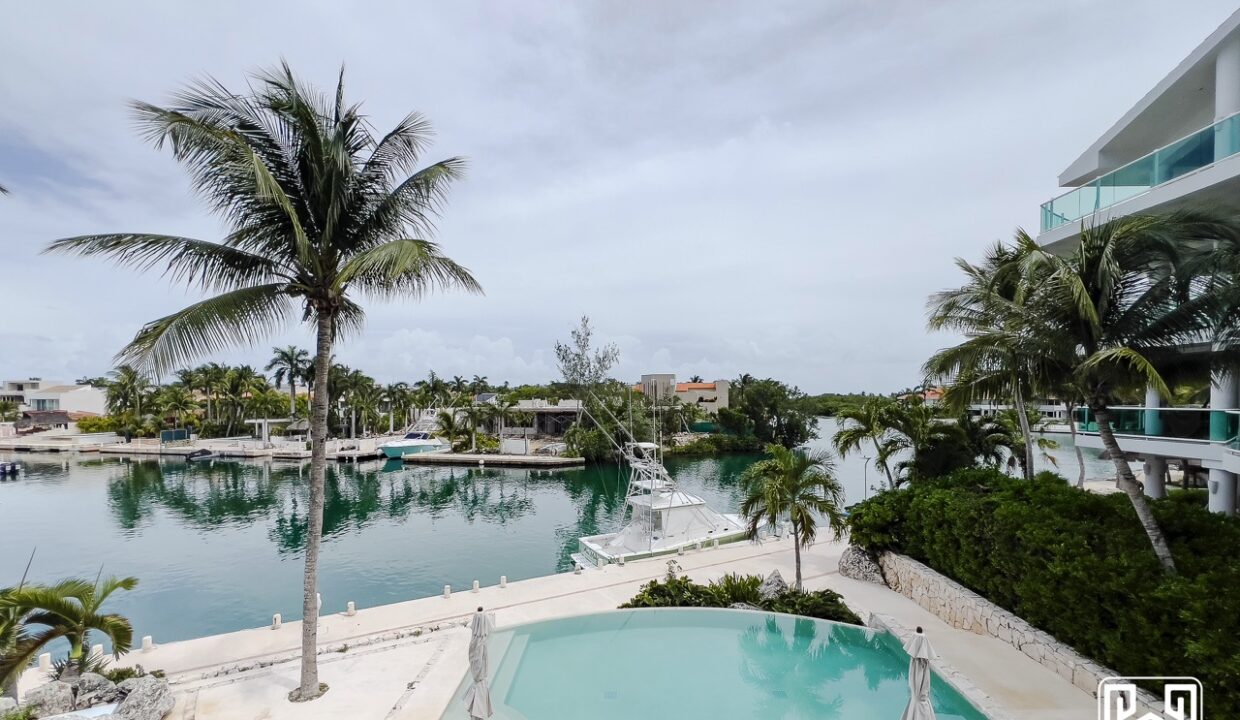 35CONDO PH AVENTURAS VILLAS MG22