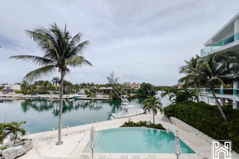 35CONDO PH AVENTURAS VILLAS MG22