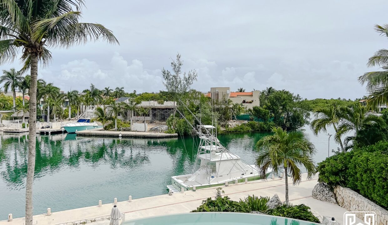 36CONDO PH AVENTURAS VILLAS MG37