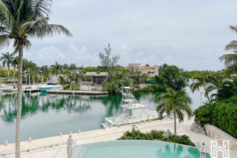 36CONDO PH AVENTURAS VILLAS MG37