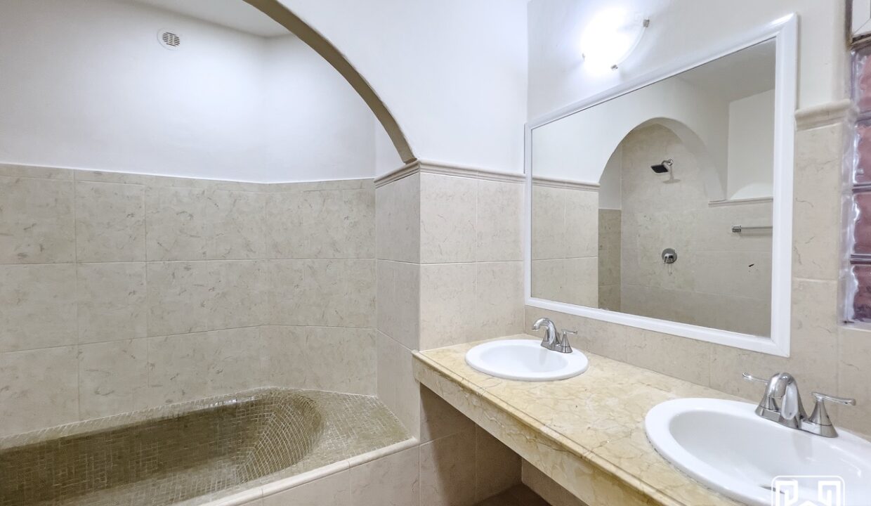 36MARINA DEL REY PN44