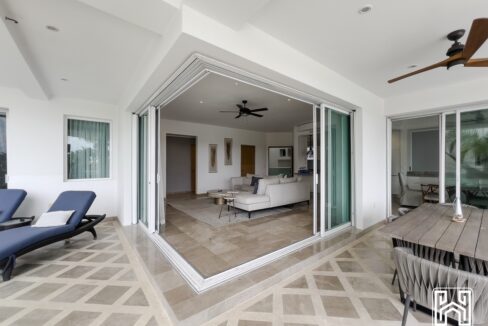 6CONDO PH AVENTURAS VILLAS MG23