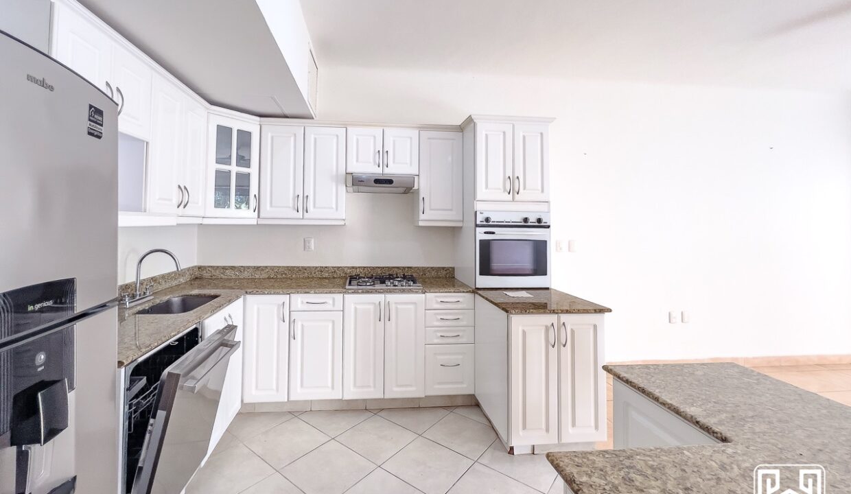 6MARINA DEL REY PN16