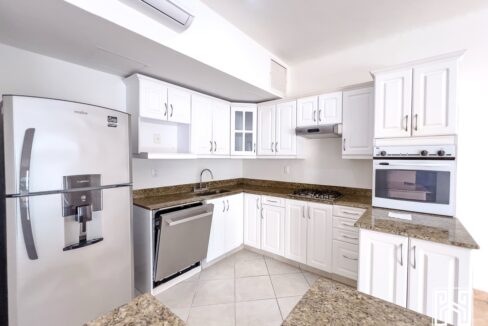8MARINA DEL REY PN14