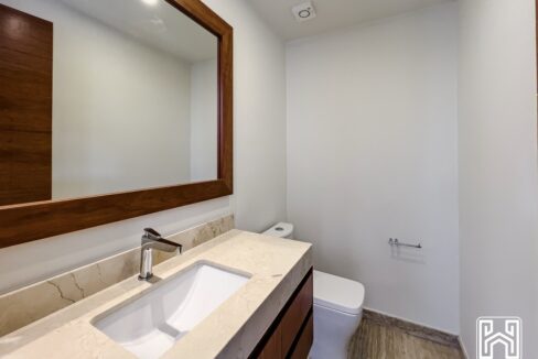 13CONDO PUERTO AQUA PB10