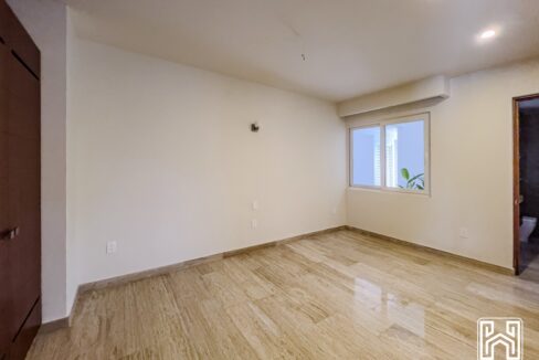 15CONDO PUERTO AQUA PB12