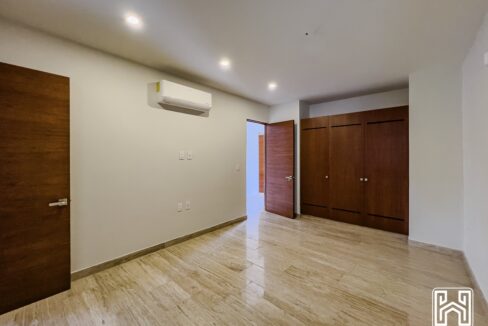 16CONDO PUERTO AQUA PB13