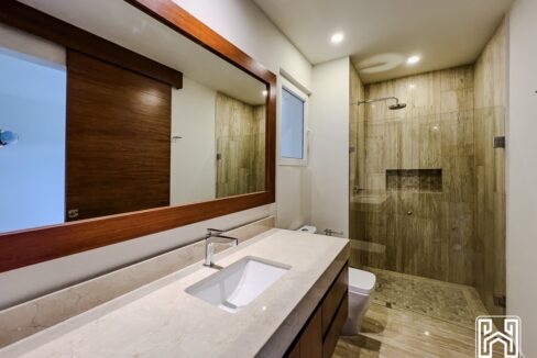 19CONDO PUERTO AQUA PB16