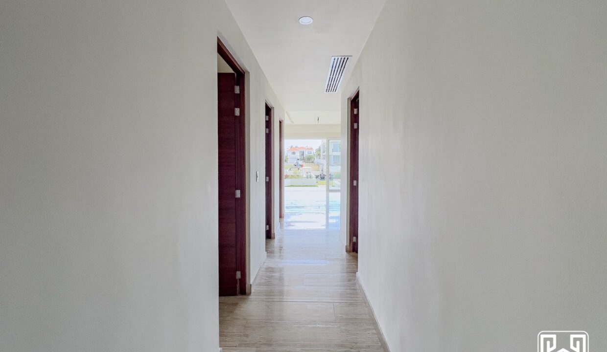 24CONDO PUERTO AQUA PB21