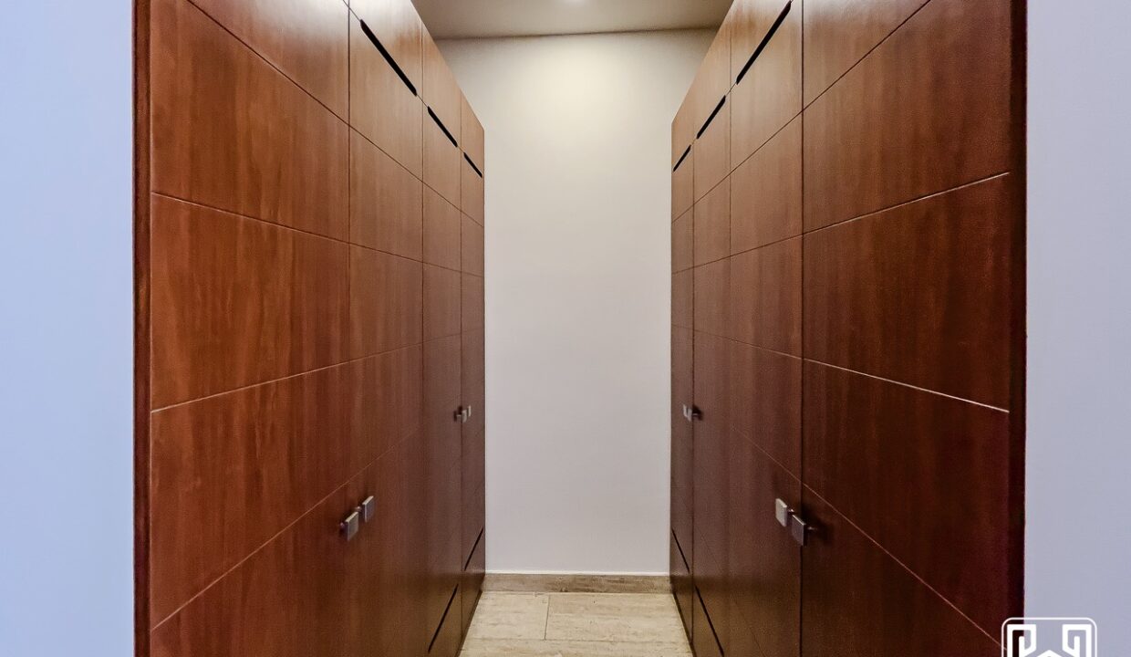 25CONDO PUERTO AQUA PB22