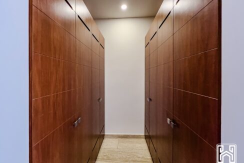 25CONDO PUERTO AQUA PB22