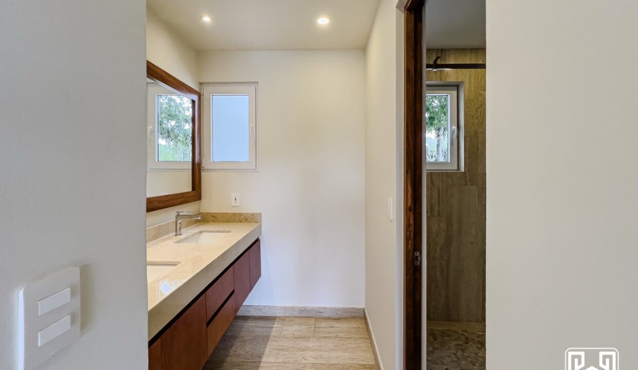 27CONDO PUERTO AQUA PB24
