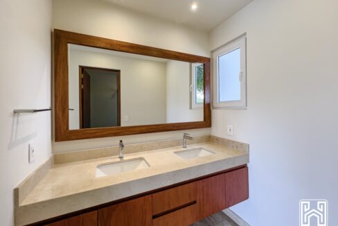 29CONDO PUERTO AQUA PB26