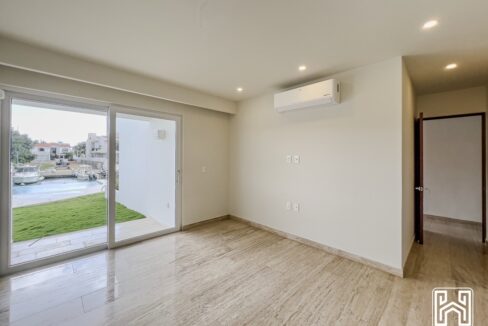 32CONDO PUERTO AQUA PB29