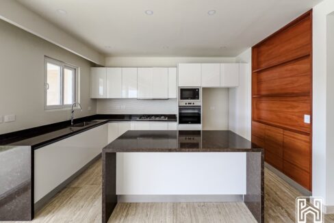 4CONDO PUERTO AQUA PB6