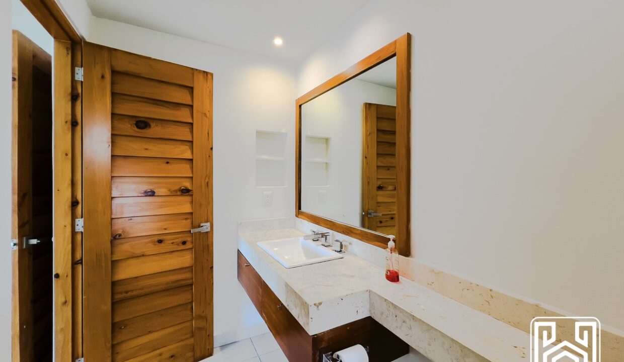 CONDO BLISS PB 19