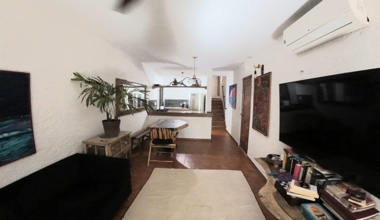 TOWNHOUSE BAKUMAL18