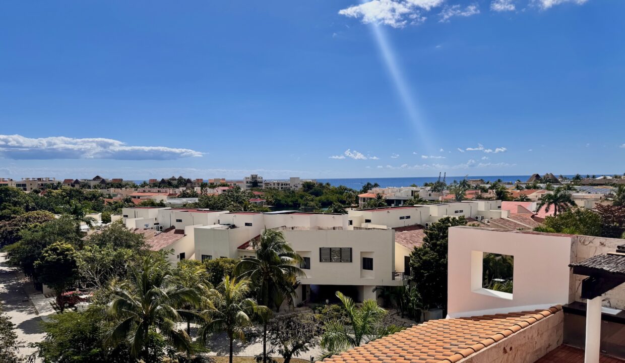27PH MARINA MIA29
