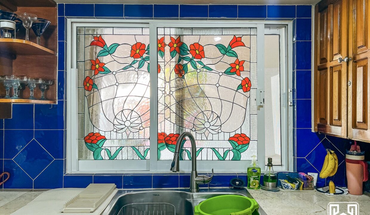 12CONDO QUINTA LUNA PB9