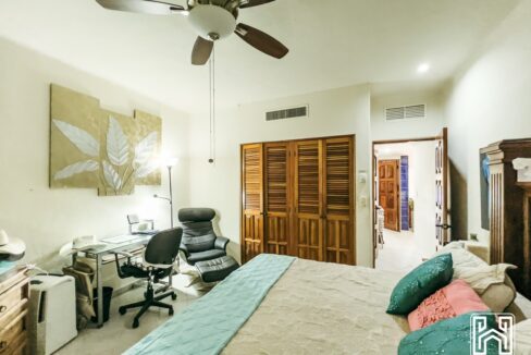 26CONDO QUINTA LUNA PB27