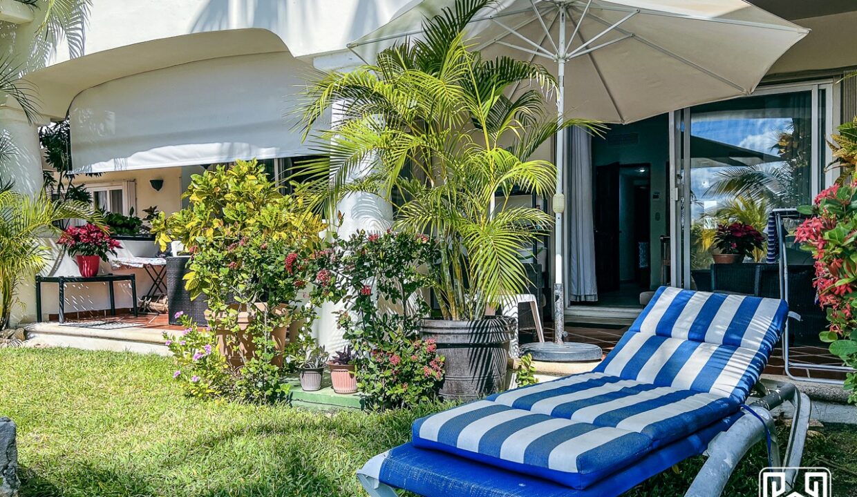 38CONDO QUINTA LUNA PB46
